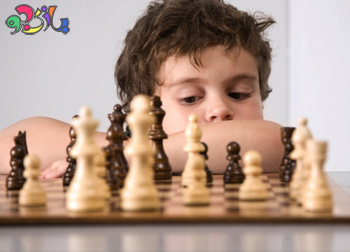 تاثیر بازی شطرنج در ذهن کودکان 
