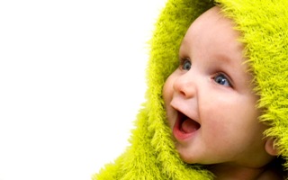 ویژگی های نوزاد سالم و  طبیعی